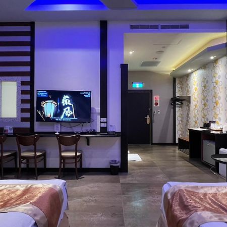 Wei Feng Exquisite Motel Pintung Branch Pingtung Εξωτερικό φωτογραφία